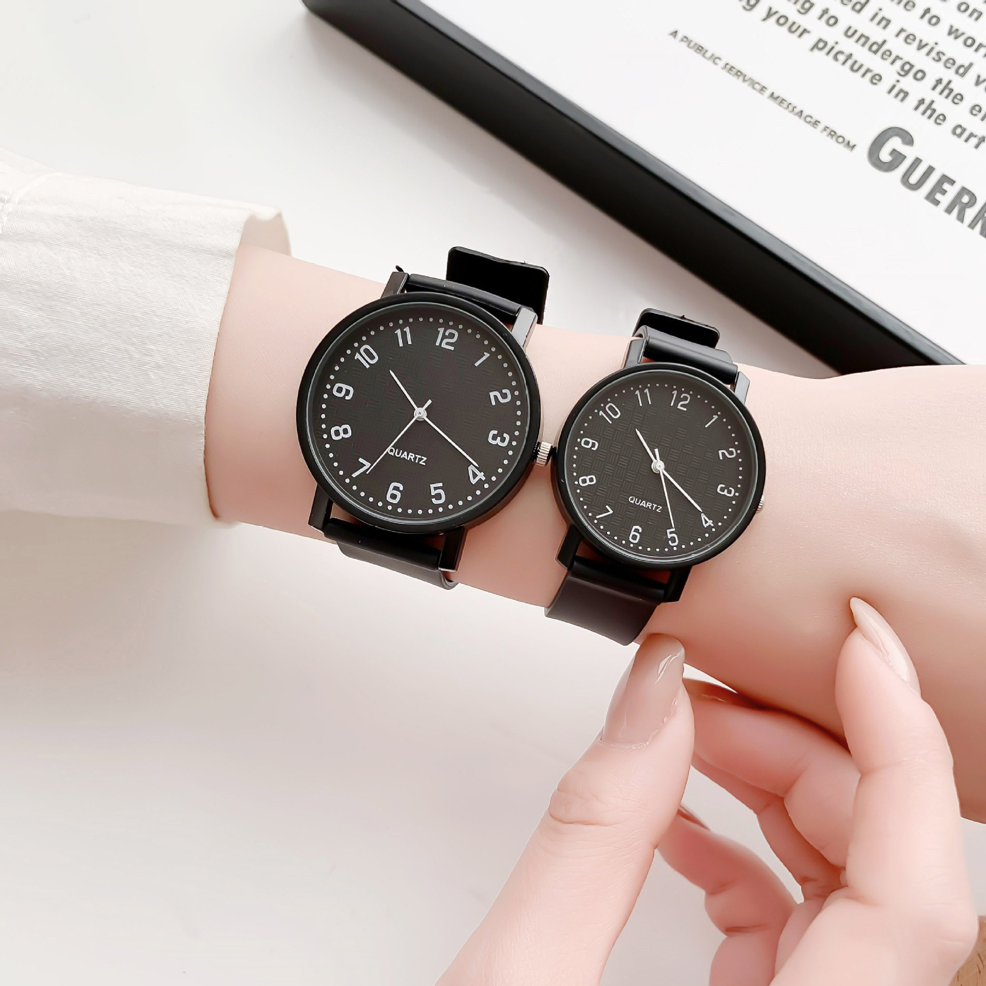 Prosty czarny zegarek kwarcowy – Luxury Watch For Sale recenzja i cena